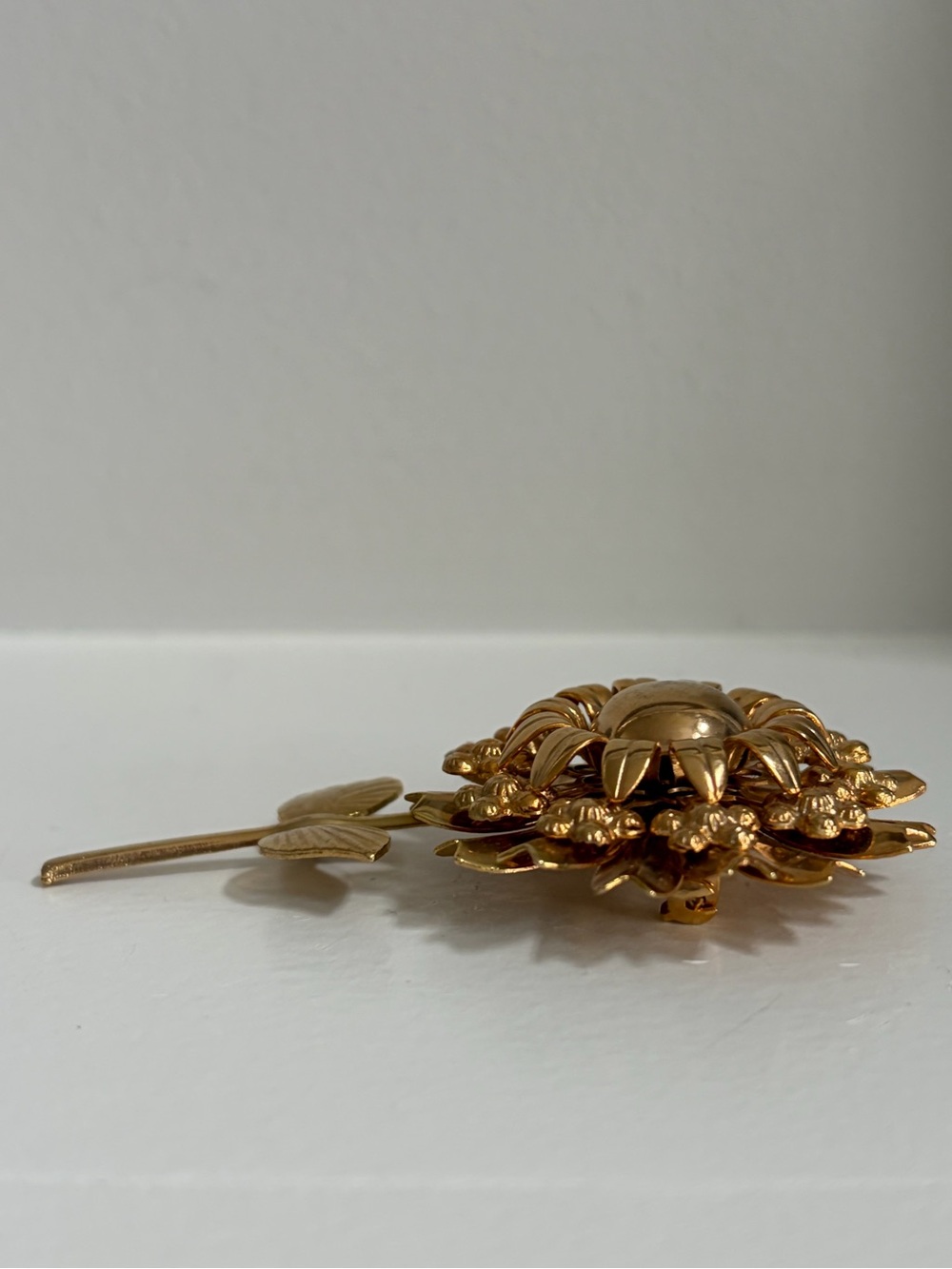 Gold Floral Sunflower Brooch - Picture 3 of 7